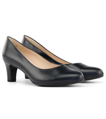 Peter Kaiser NIKA Navy